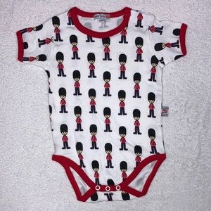 Baby Brit bodysuit with guards England British cotton 6/12m